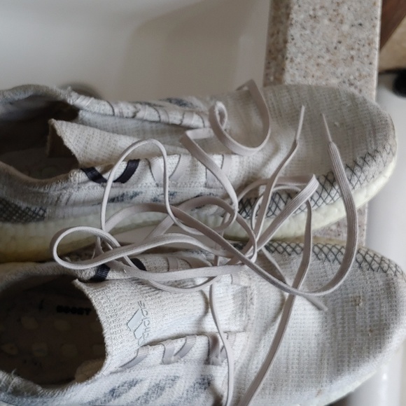 Adidas boosts - Picture 2 of 5